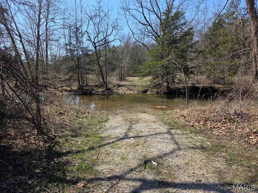 000 Boster Road, Houston, MO 65483