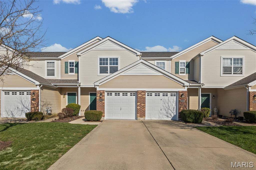 2067 Celebration Park CIR, Belleville, IL 62220