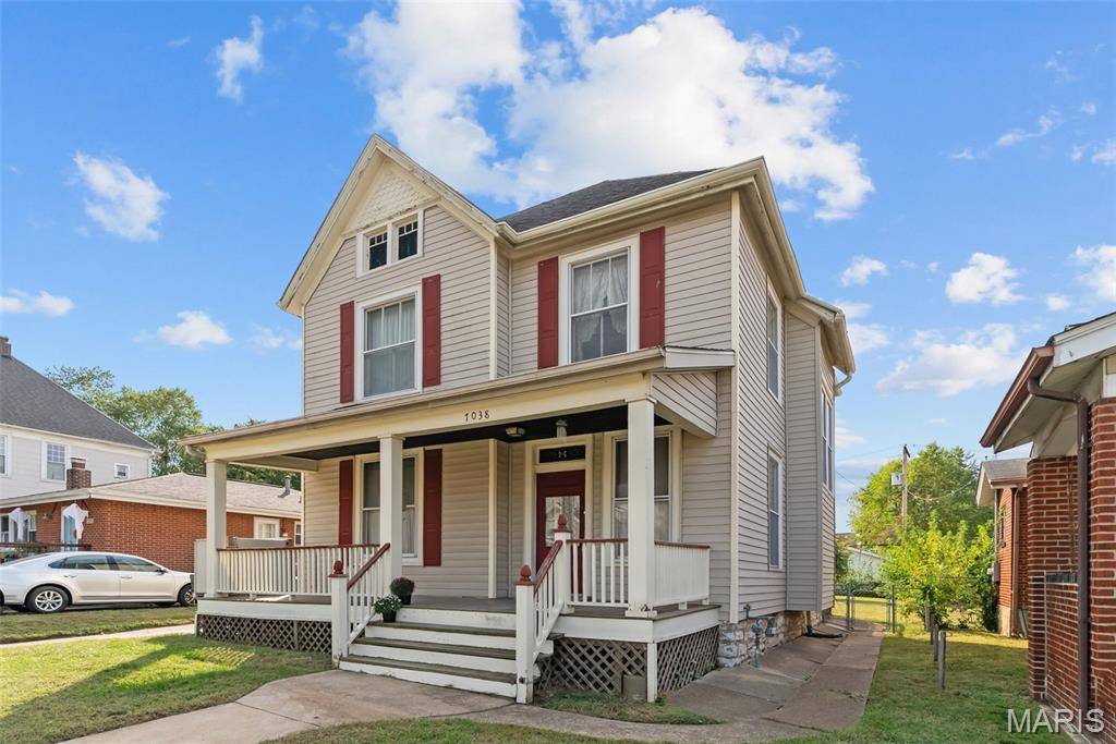 7038 Pernod AVE, St Louis, MO 63139
