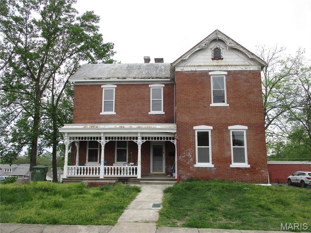 1009 Swanwick ST, Chester, IL 62233