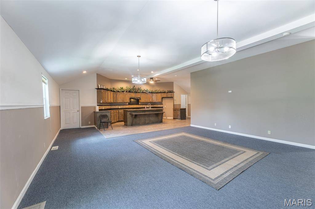 2727 Barron RD, Poplar Bluff, MO 63901