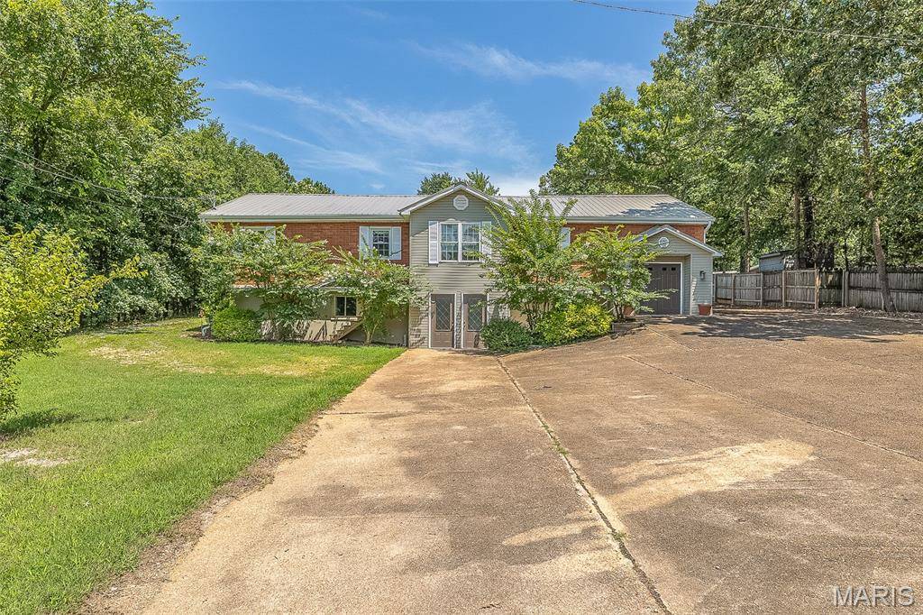 2727 Barron RD, Poplar Bluff, MO 63901