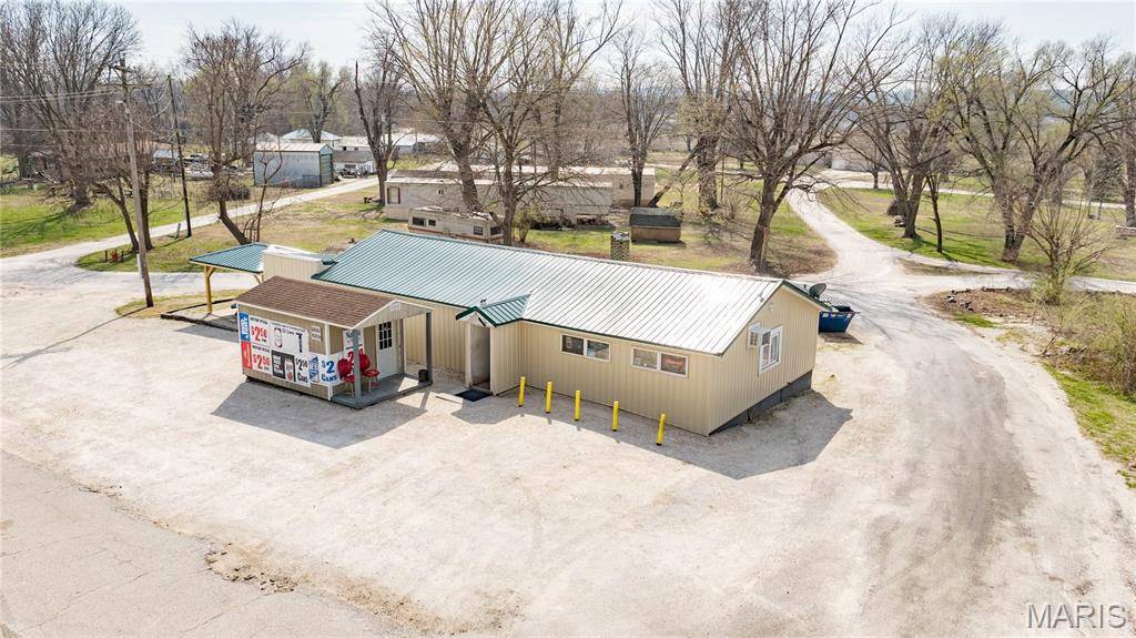 20861 State Highway 100, Fieldon, IL 62031