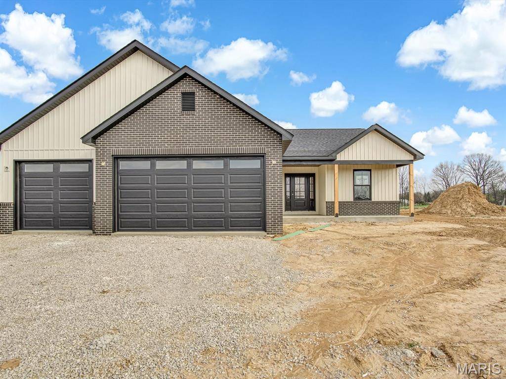 1123 Waymaker LN, Waterloo, IL 62298