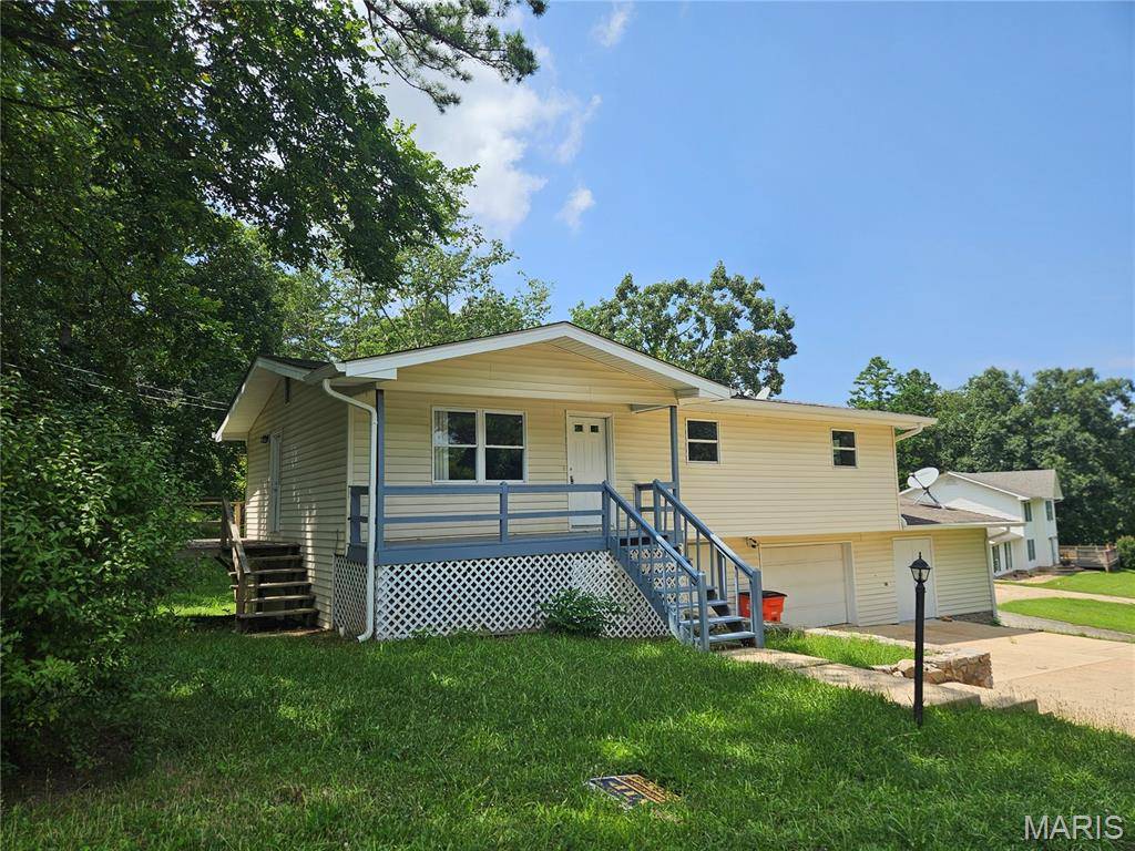 485 Skyview DR, Ellington, MO 63638