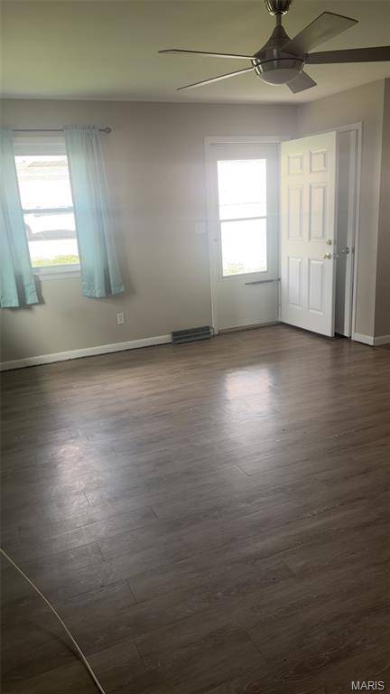 1403 Broadway ST, Scott City, MO 63780