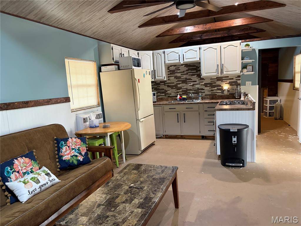 6563 Eagle LN, French Village, MO 63036