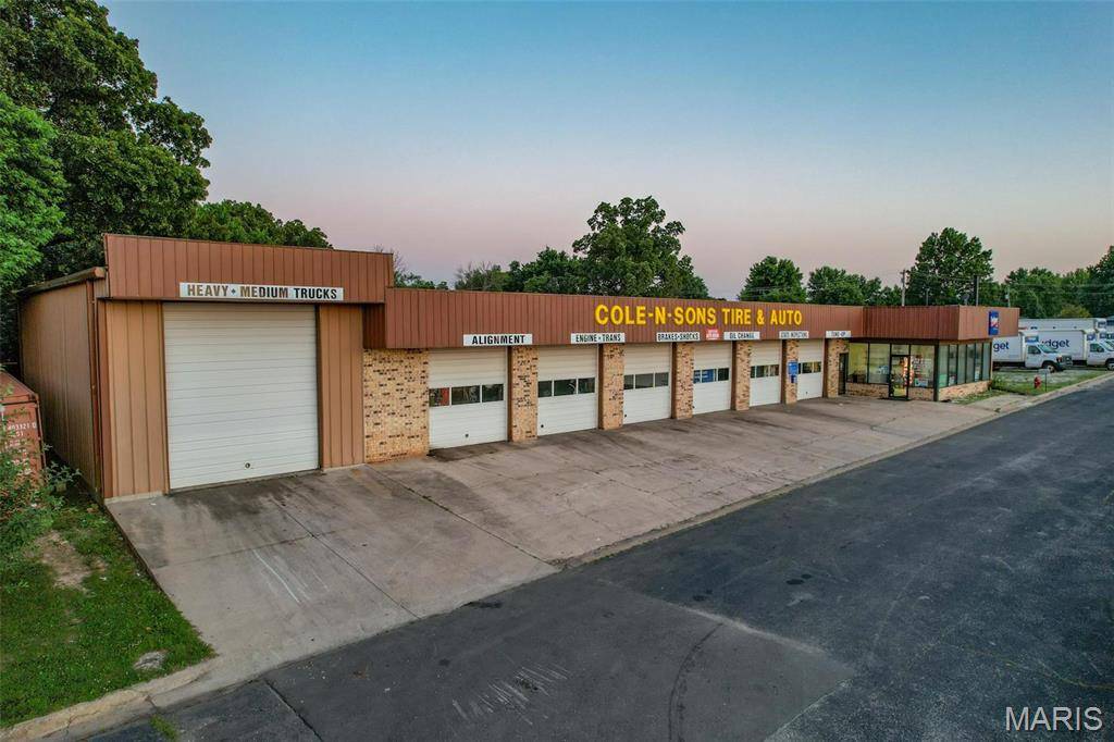 935 S Jefferson AVE, Lebanon, MO 65536