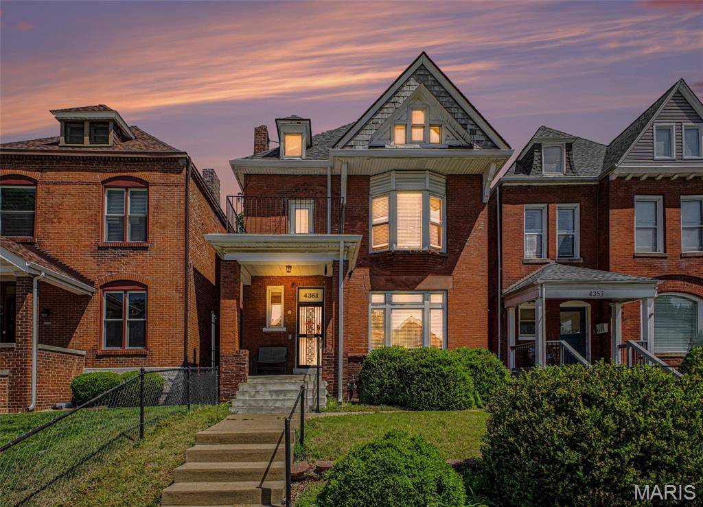 4361 Enright AVE, St Louis, MO 63108