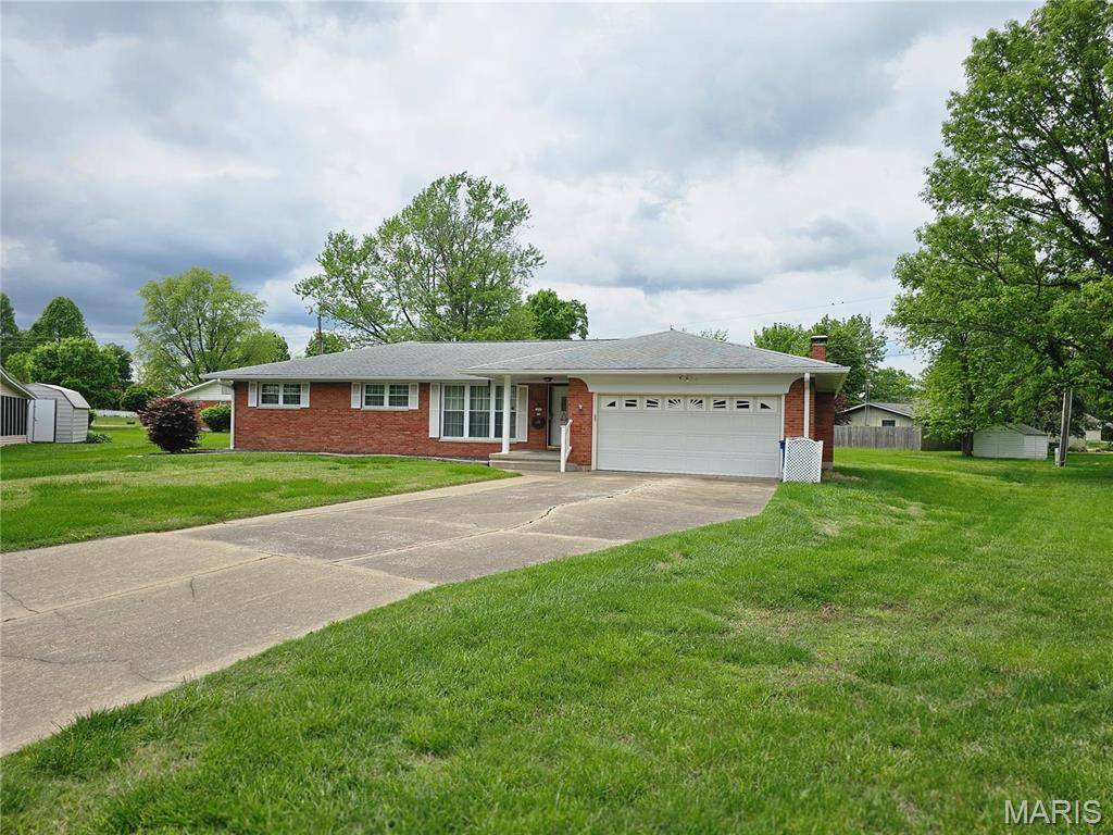 1117 Meadow, Sparta, IL 62286
