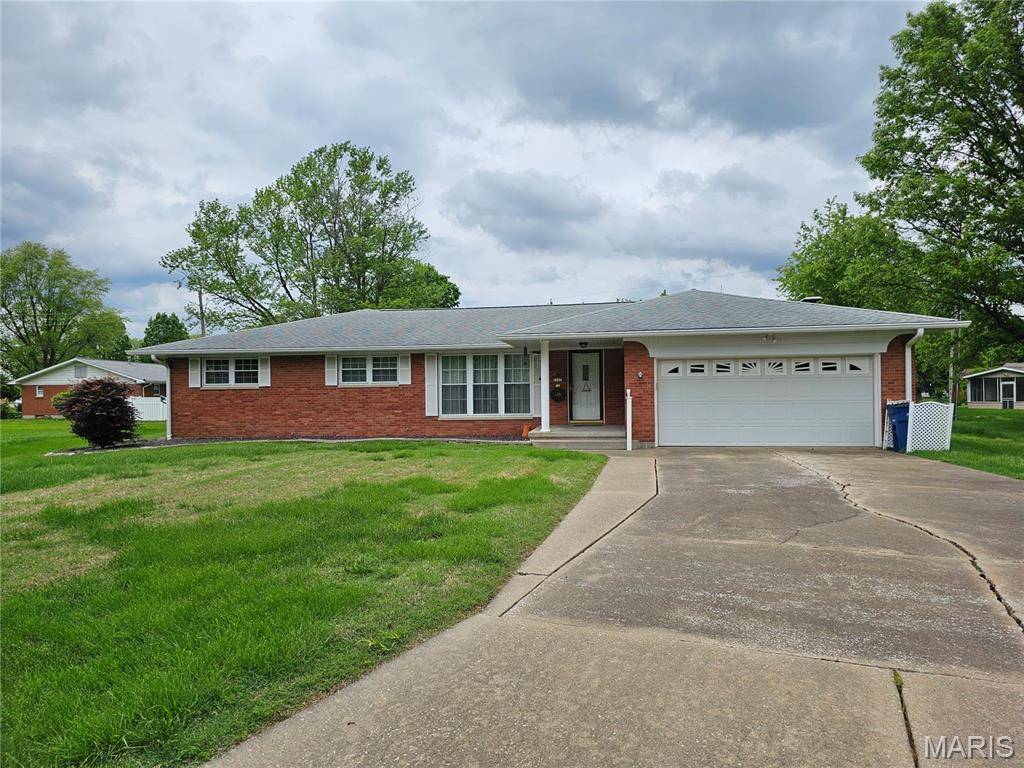 1117 Meadow, Sparta, IL 62286