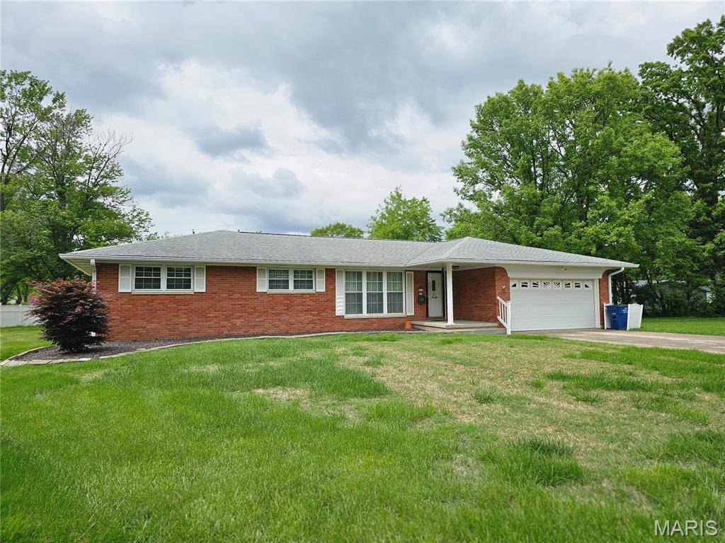 1117 Meadow, Sparta, IL 62286