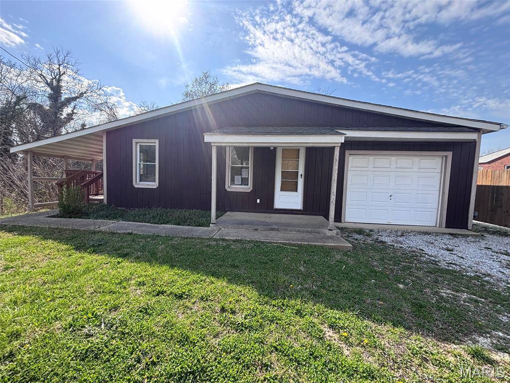 7919 N Illinois ST, Caseyville, IL 62232