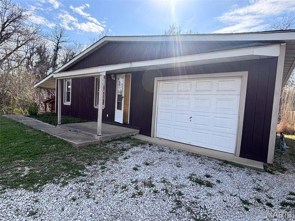 7919 N Illinois ST, Caseyville, IL 62232