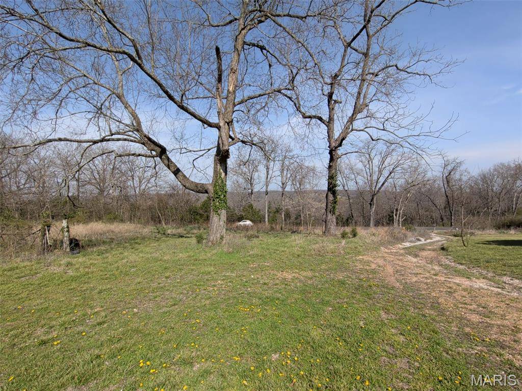5000 Highway 5, Hartville, MO 65667