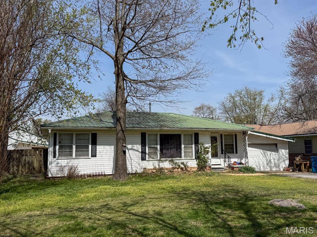 604 Highway J, Malden, MO 63863