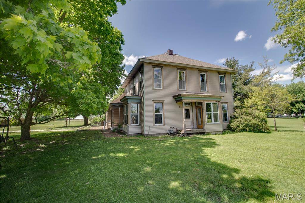 115 N Main ST, Modesto, IL 62667