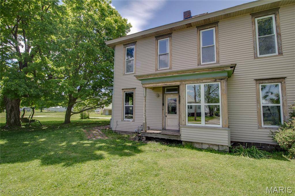 115 N Main ST, Modesto, IL 62667