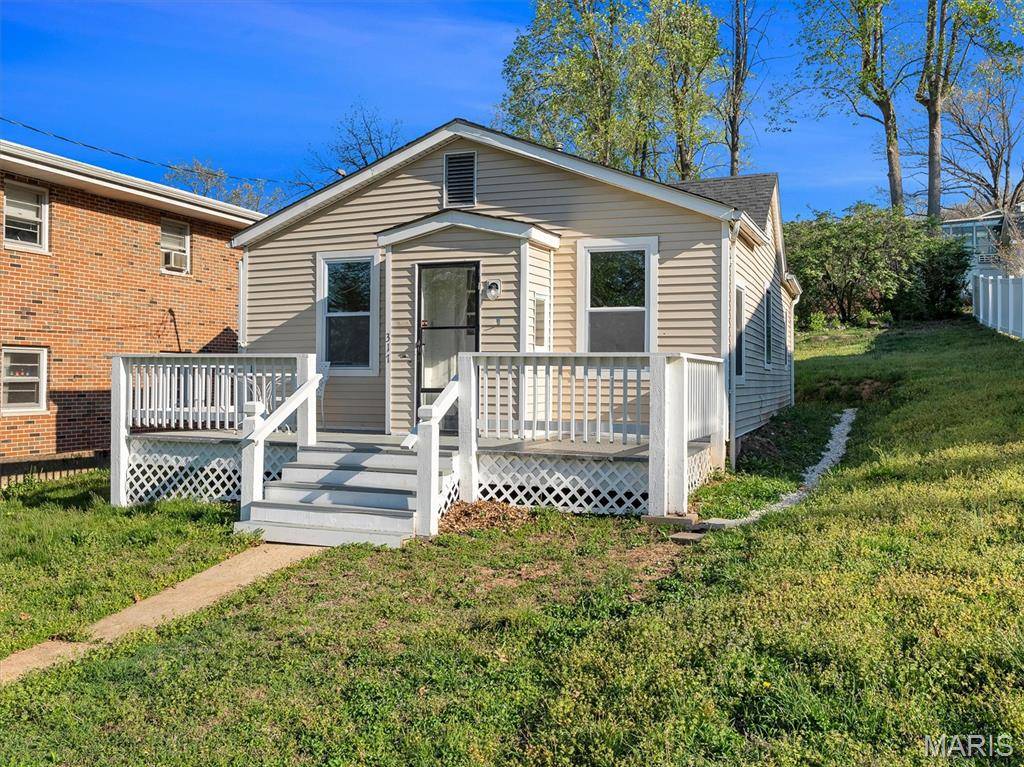 317 E Sand ST, Pacific, MO 63069