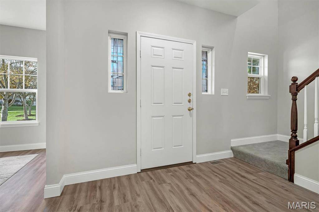 572 Misty Mountain DR, O'fallon, MO 63368