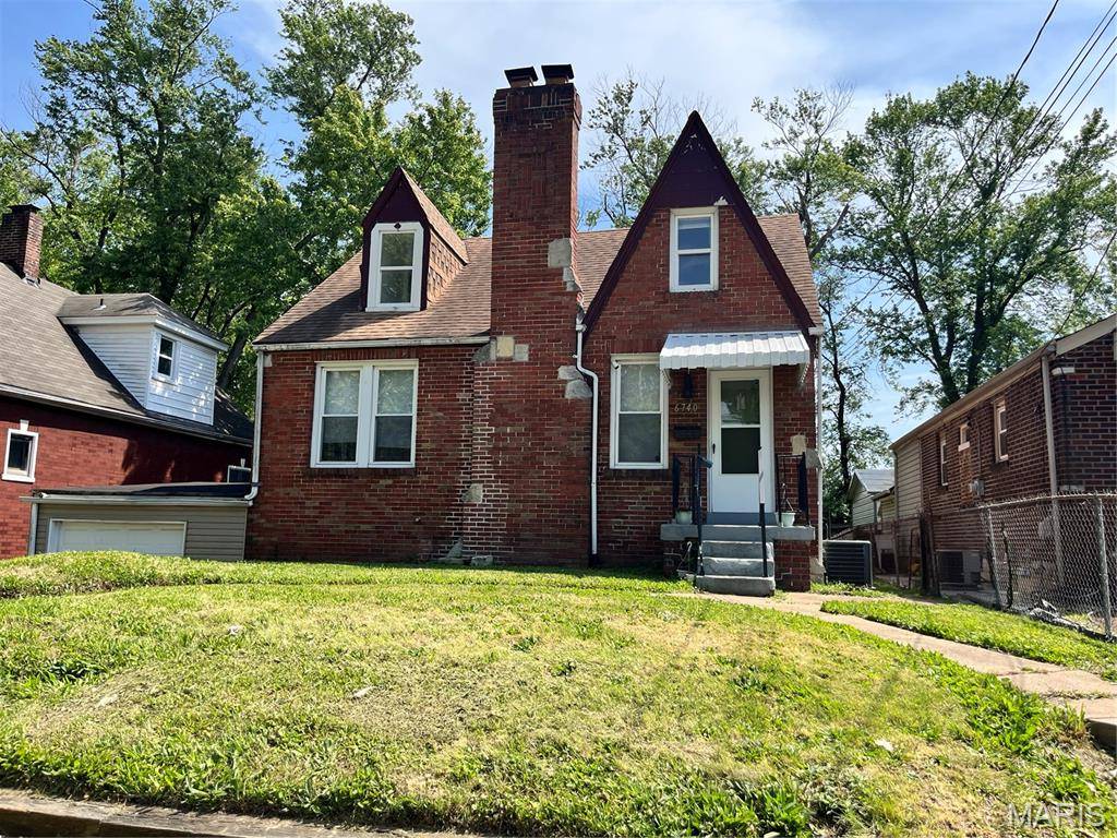 6740 Robbins AVE, Pagedale, MO 63133