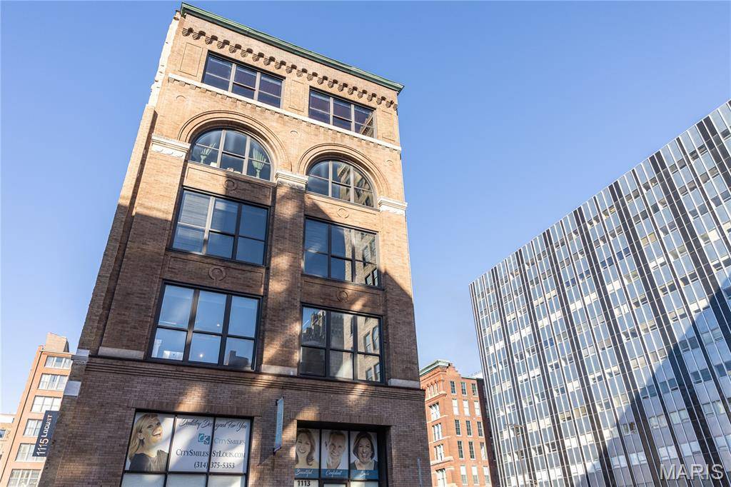 1115 Locust #200, St Louis, MO 63101