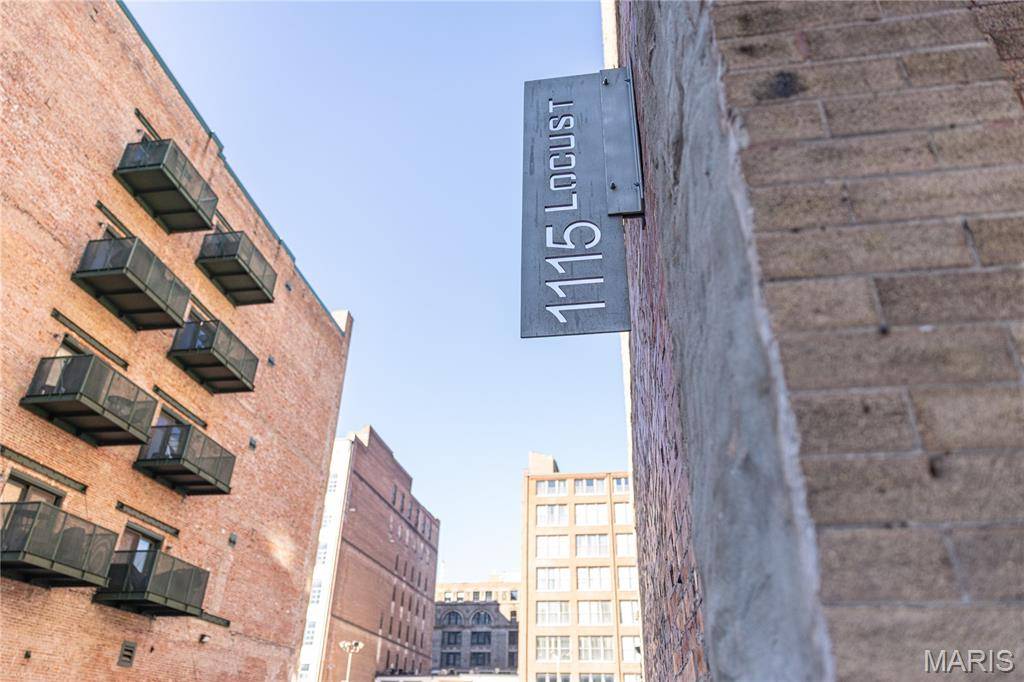 1115 Locust #200, St Louis, MO 63101