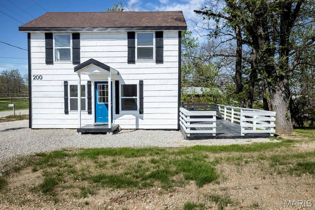 200 11th ST, Crocker, MO 65452