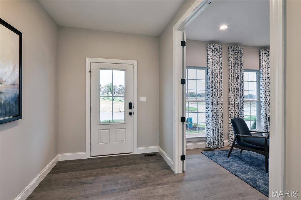 2716 Claymont DR, St Louis, MO 63129