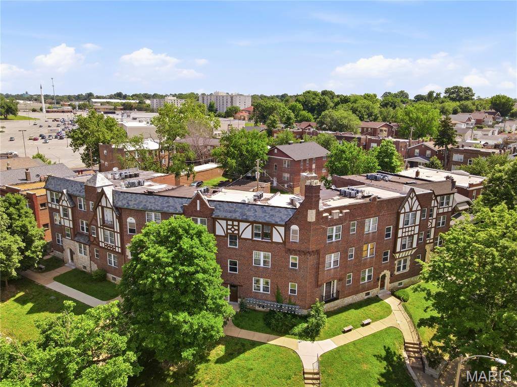 5024 Christy BLVD, St Louis, MO 63116