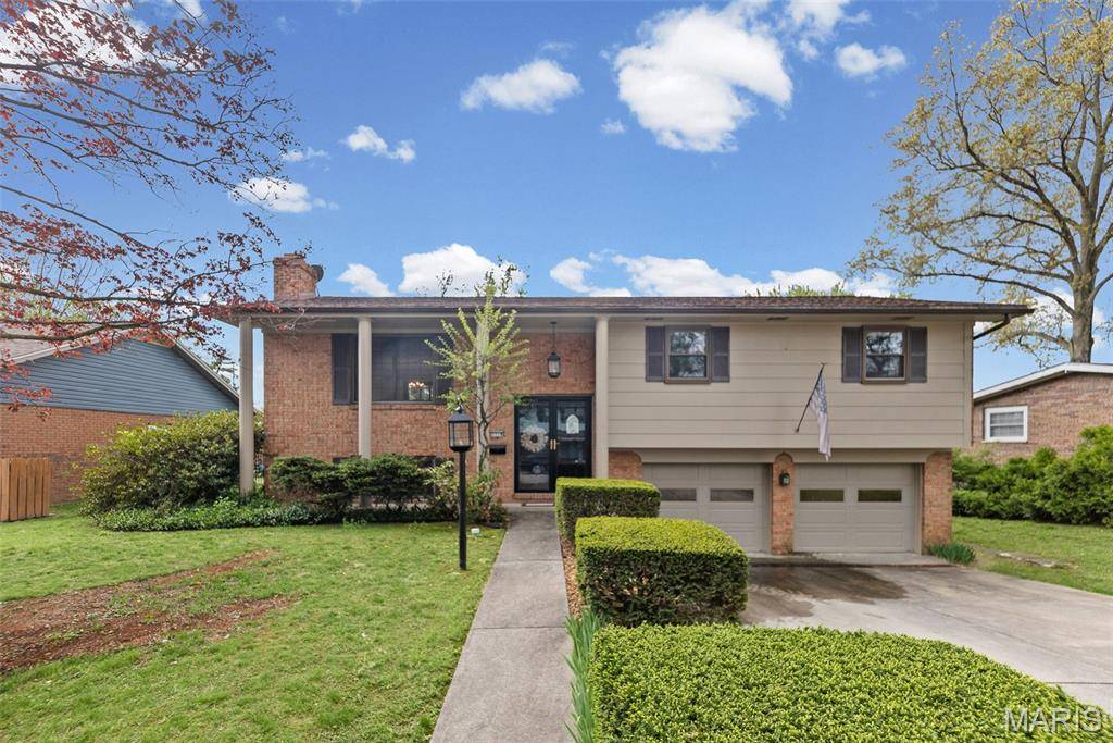 7719 Myrtlewood DR, Belleville, IL 62223