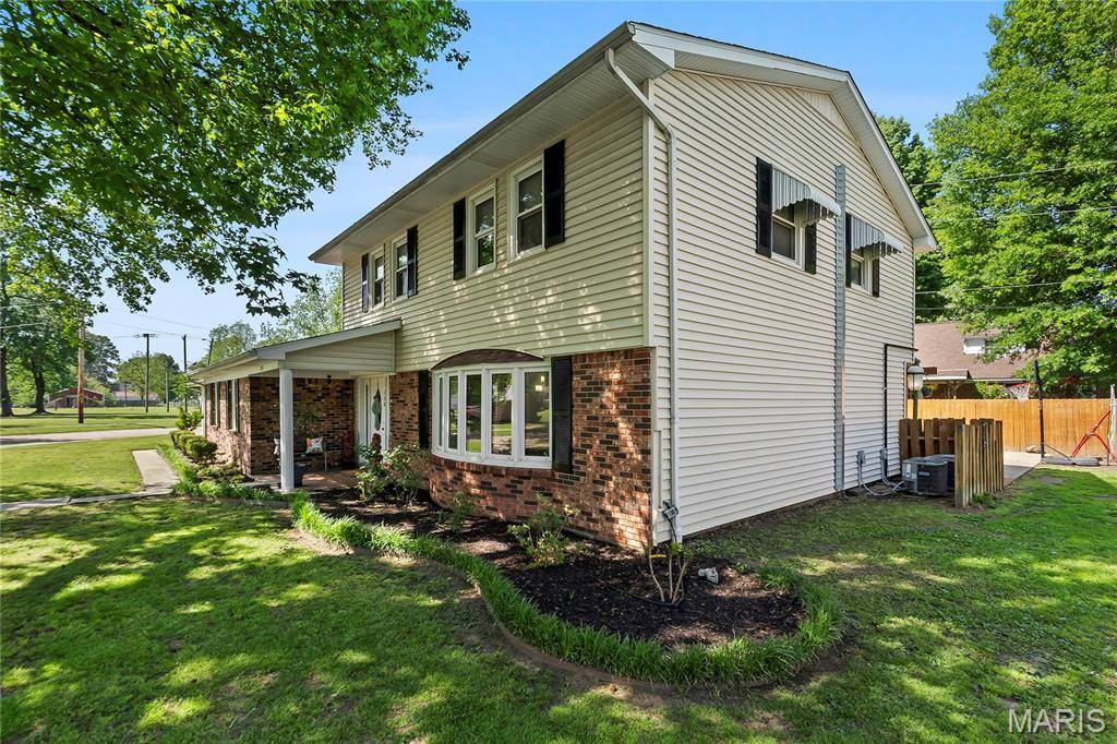 130 Saint Mark Lane, New Madrid, MO 63869