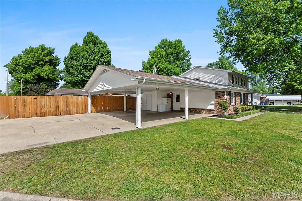 130 Saint Mark Lane, New Madrid, MO 63869