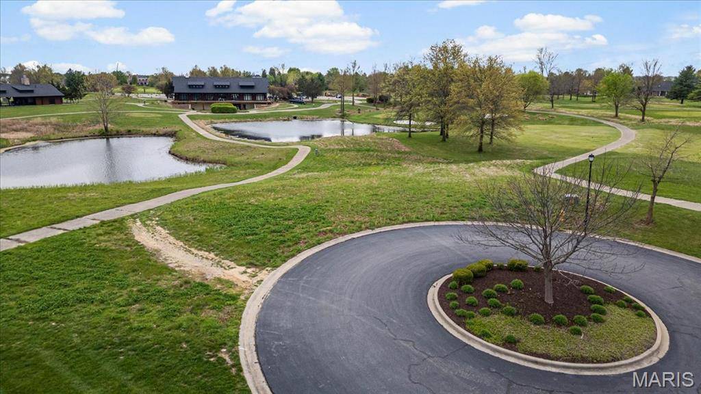 1044 Cypress Pointe DR, Caseyville, IL 62232