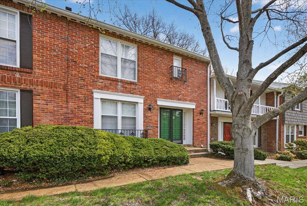 13419 Forestlac DR, Chesterfield, MO 63141