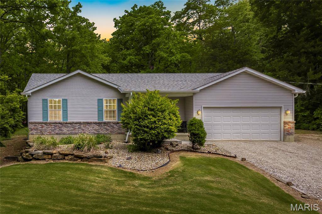 4041 Canebrake Valley DR, Dittmer, MO 63023