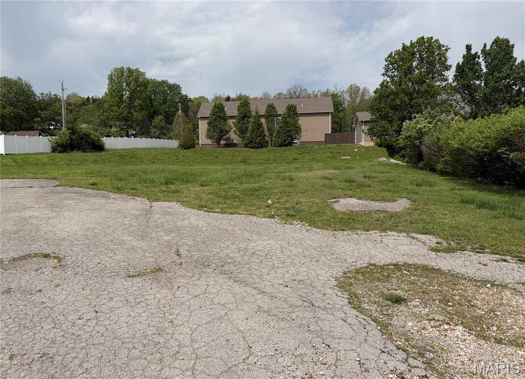 1337 W 5th ST, Eureka, MO 63025