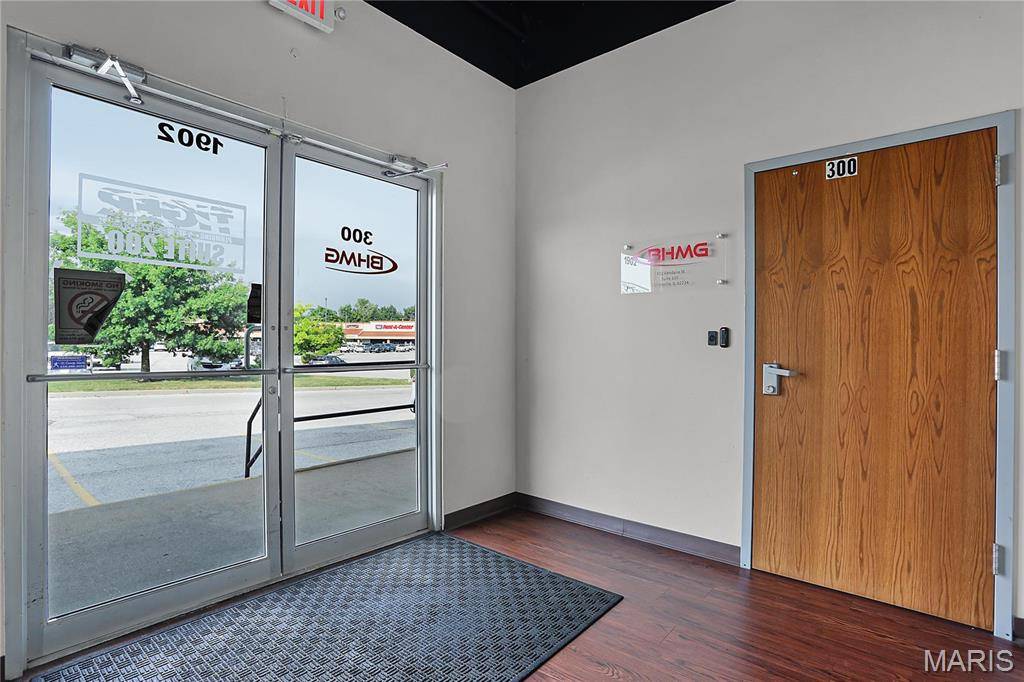 1902 Vandalia ST #200, Collinsville, IL 62234