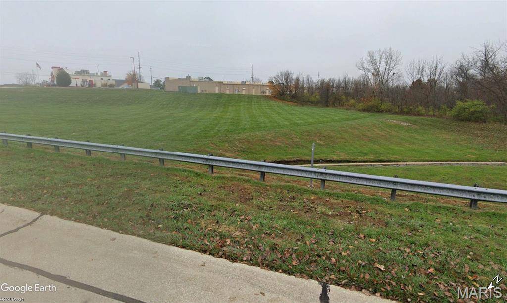2695 Highway K, O'fallon, MO 63368