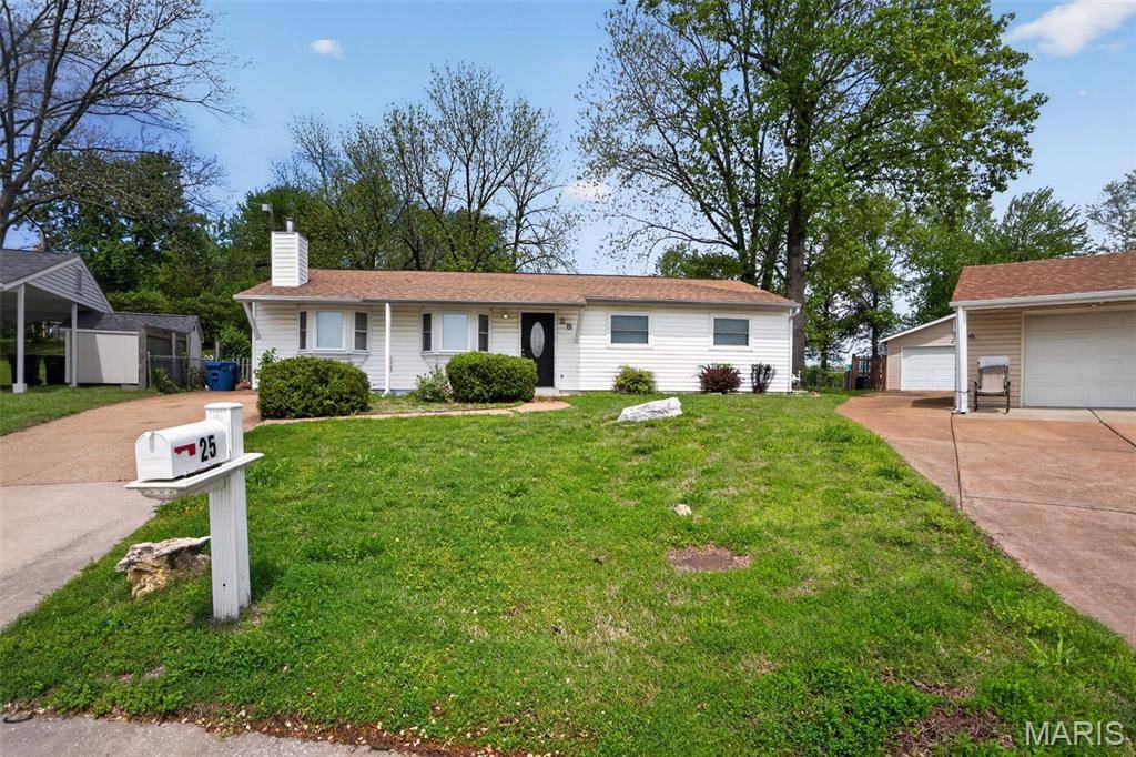 25 Jane CT, Maryland Heights, MO 63043