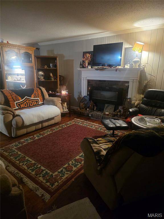 2533 Belmont DR, High Ridge, MO 63049