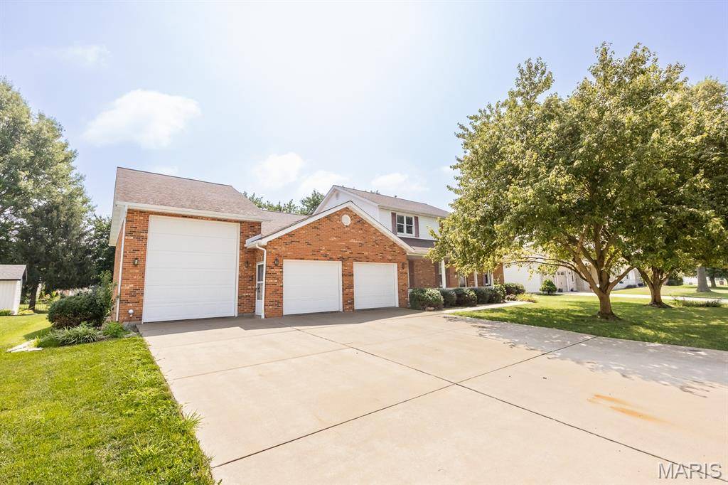 1134 Quail PT, Mascoutah, IL 62258
