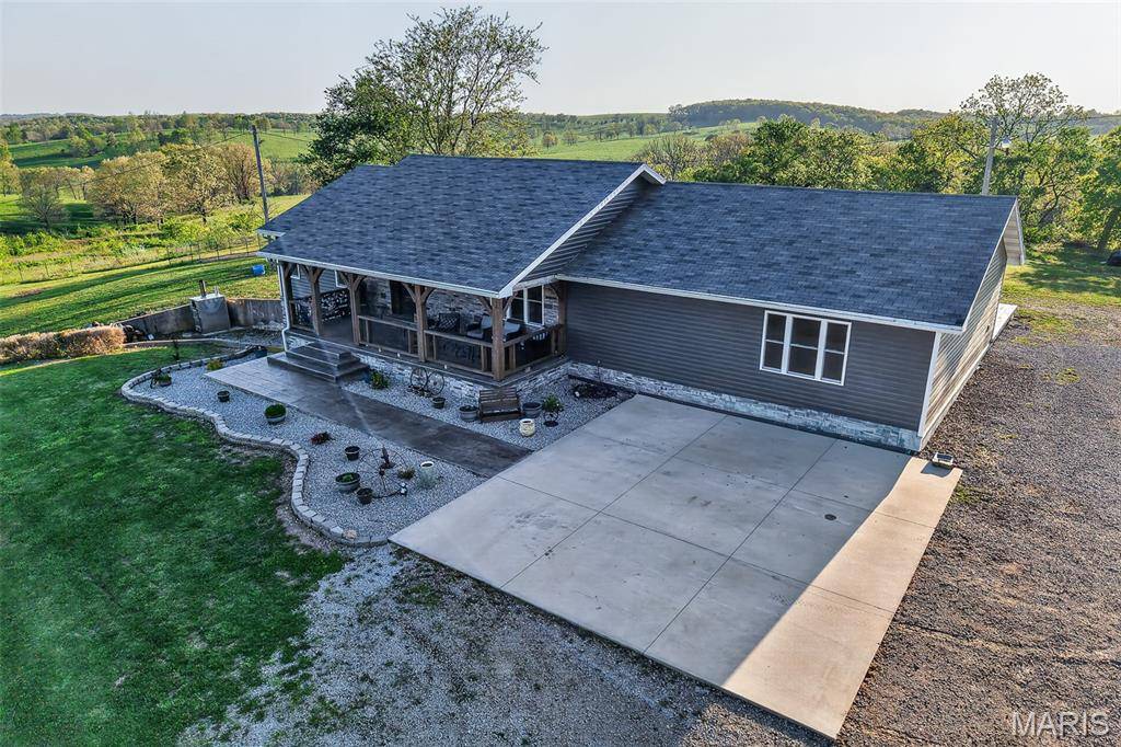 10849 Claxton RD, Falcon, MO 65470