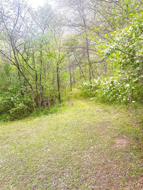 xxx Maple Grove Rd., Troy, IL 62294