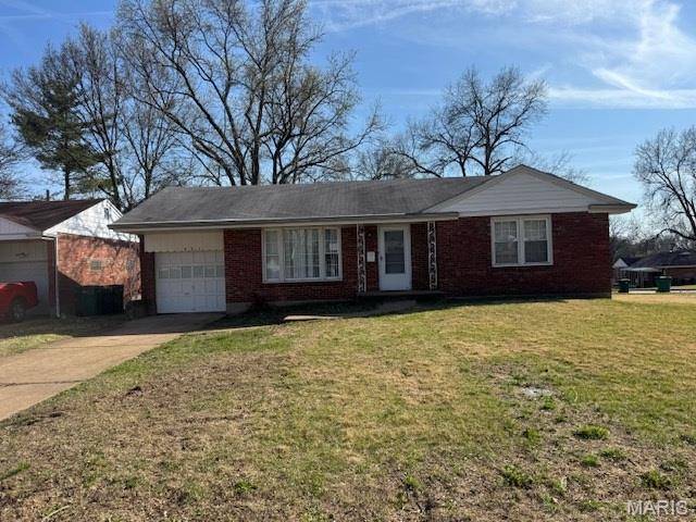 1082 Fontaine PL, St Louis, MO 63137