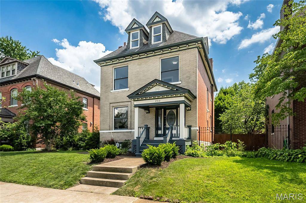 2910 Allen AVE, St Louis, MO 63104