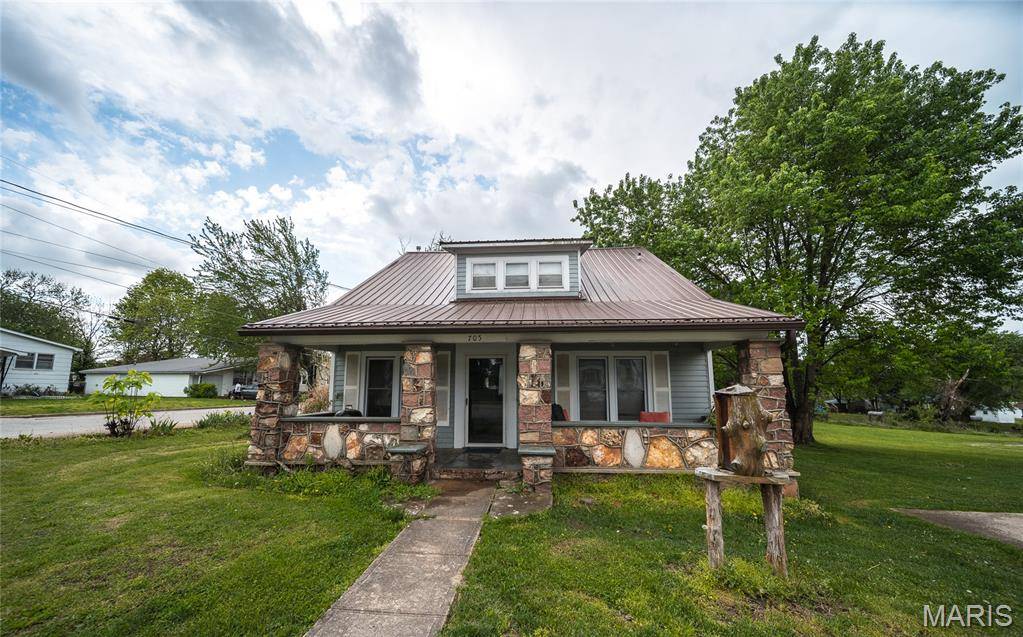 705 E Gibbs ST, Salem, MO 65560