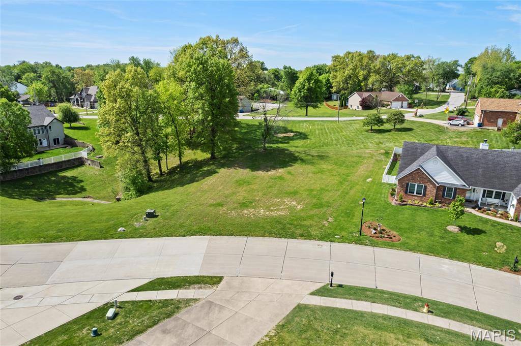 467 Pearl Ridge CT, St Charles, MO 63303