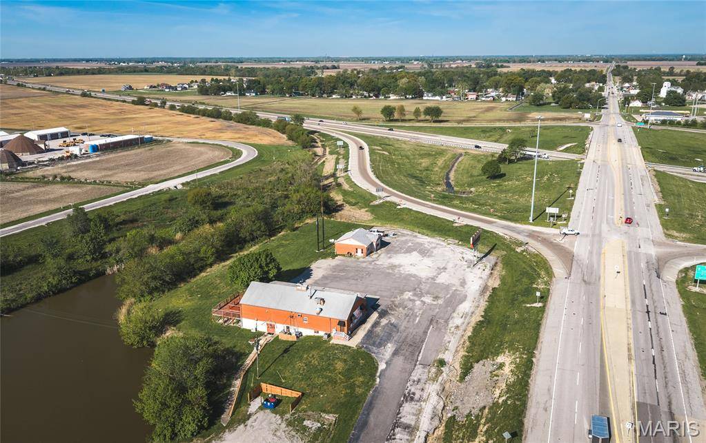 9180 State Route 140, Hamel, IL 62046