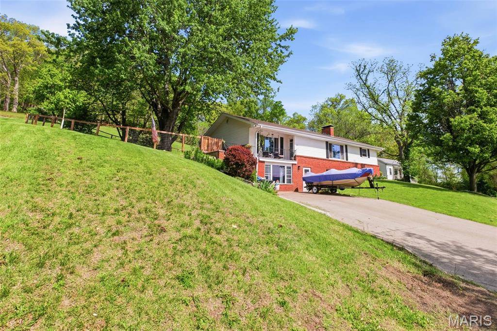 409 Luke ST, Clarksville, MO 63336
